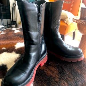 Forever 21 Black Leather Mid Calf Round Toe Lug Boots  Sz 10